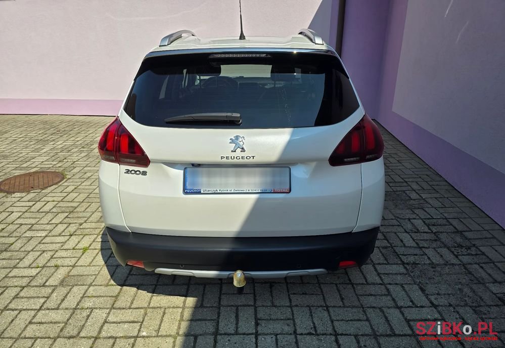 2018' Peugeot 2008 photo #6
