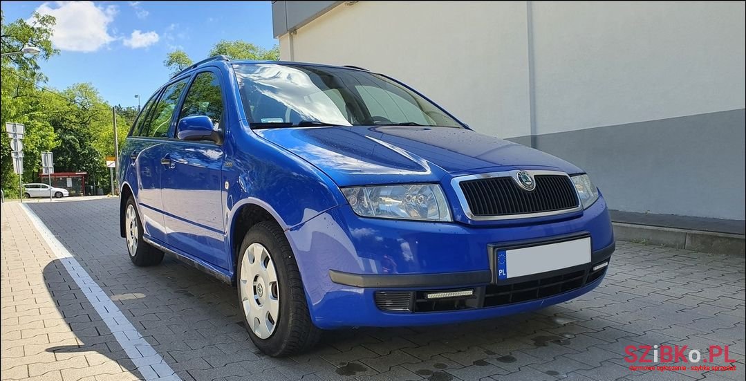2004' Skoda Fabia photo #3