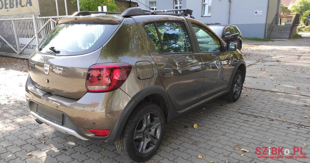 2017' Dacia Sandero Stepway photo #3