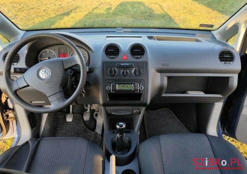 2007' Volkswagen Caddy photo #1