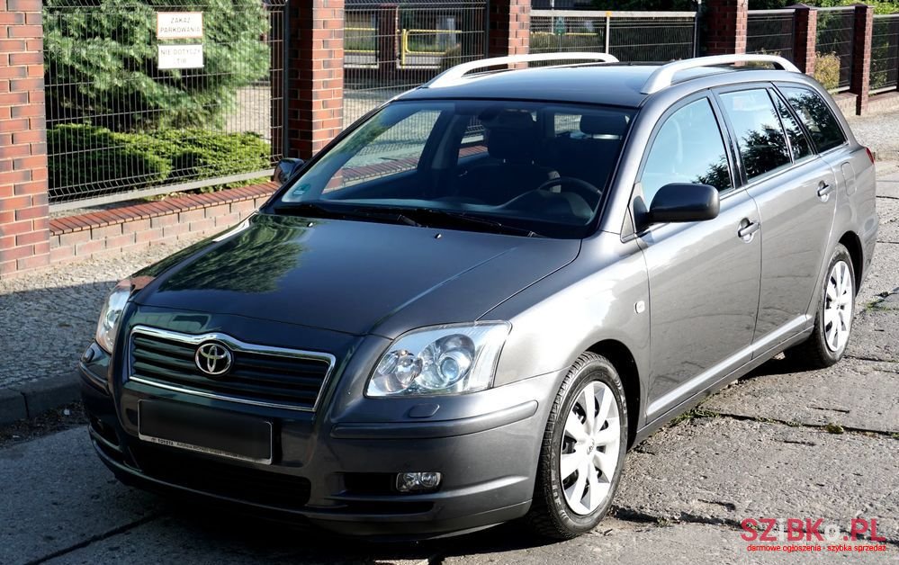 2006' Toyota Avensis 1.8 Vvt-I Combi Sol photo #4