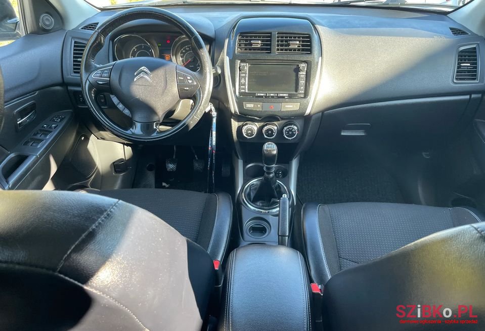 2015' Citroen C4 Aircross photo #6