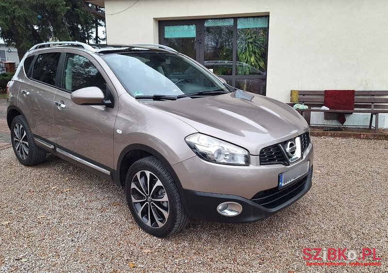 2011' Nissan Qashqai 2.0 Tekna photo #6