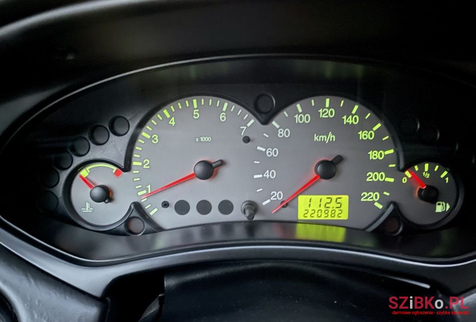 1999' Ford Focus photo #6