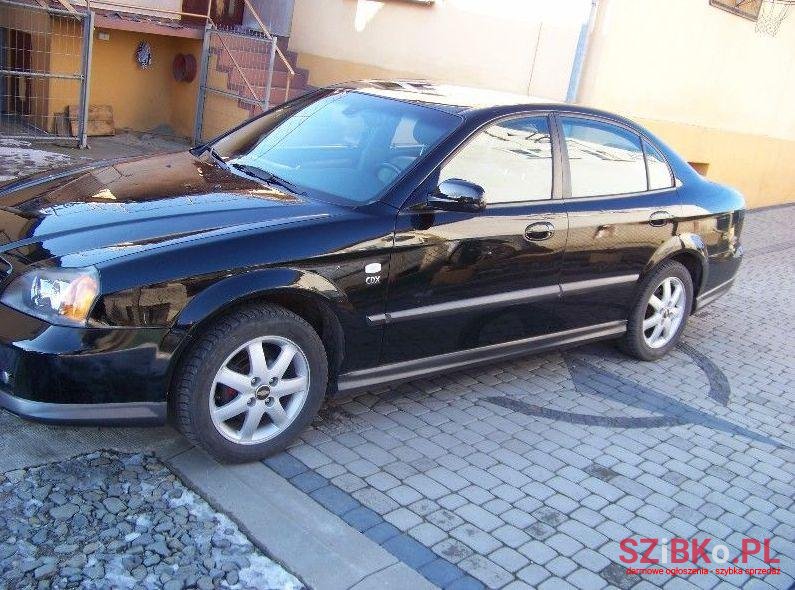 2005' Chevrolet Evanda photo #1