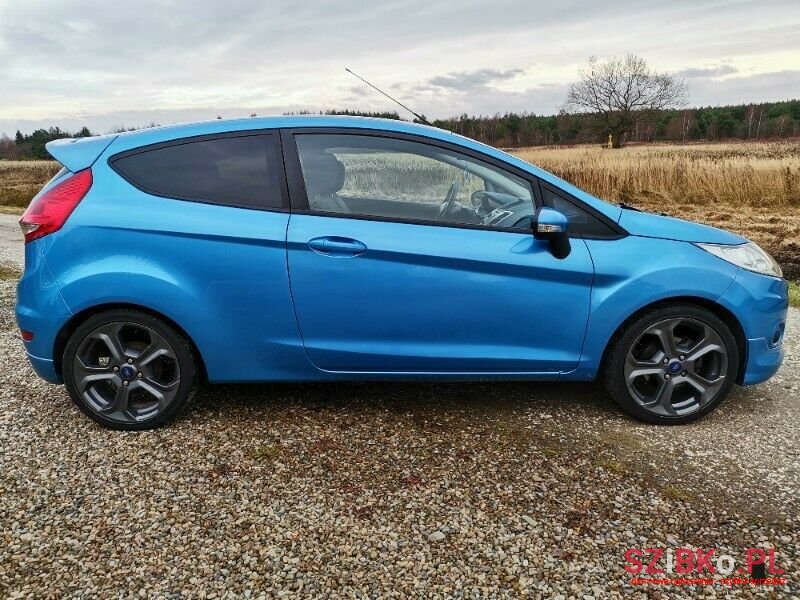 2009' Ford Fiesta photo #6