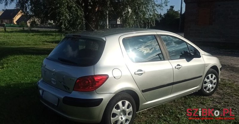 2005' Peugeot 307 photo #3