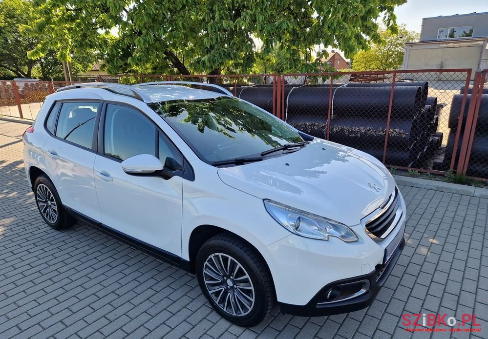 2013' Peugeot 2008 Puretech photo #1