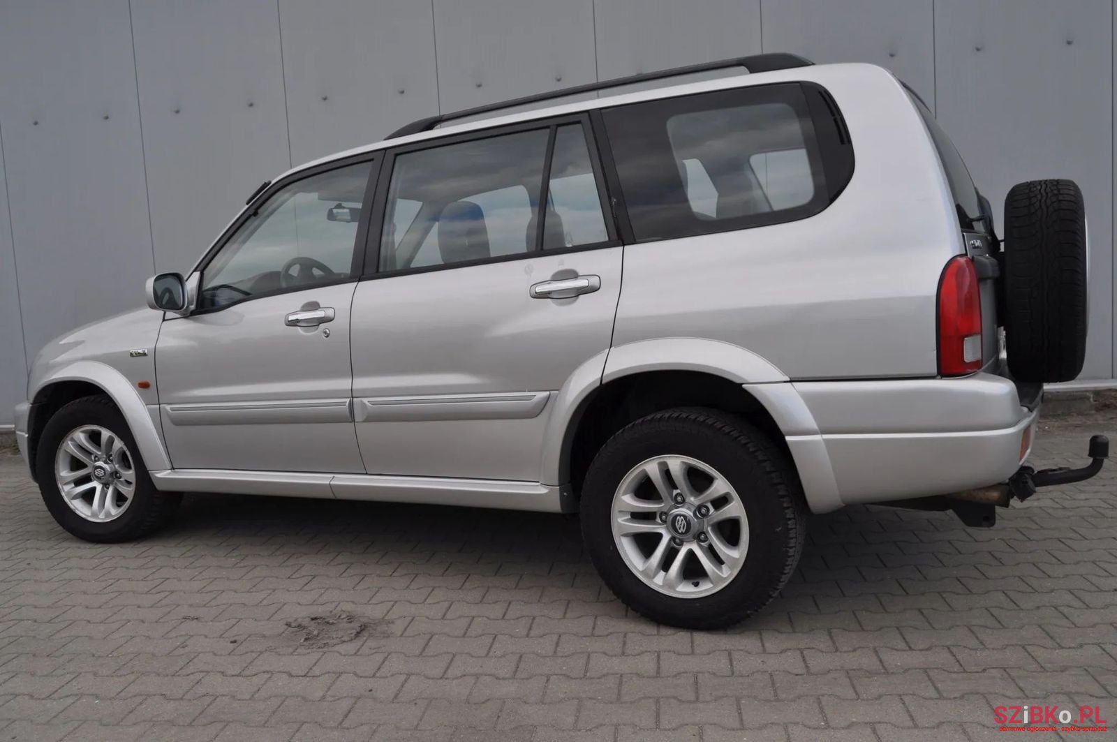 2004' Suzuki Grand Vitara photo #5