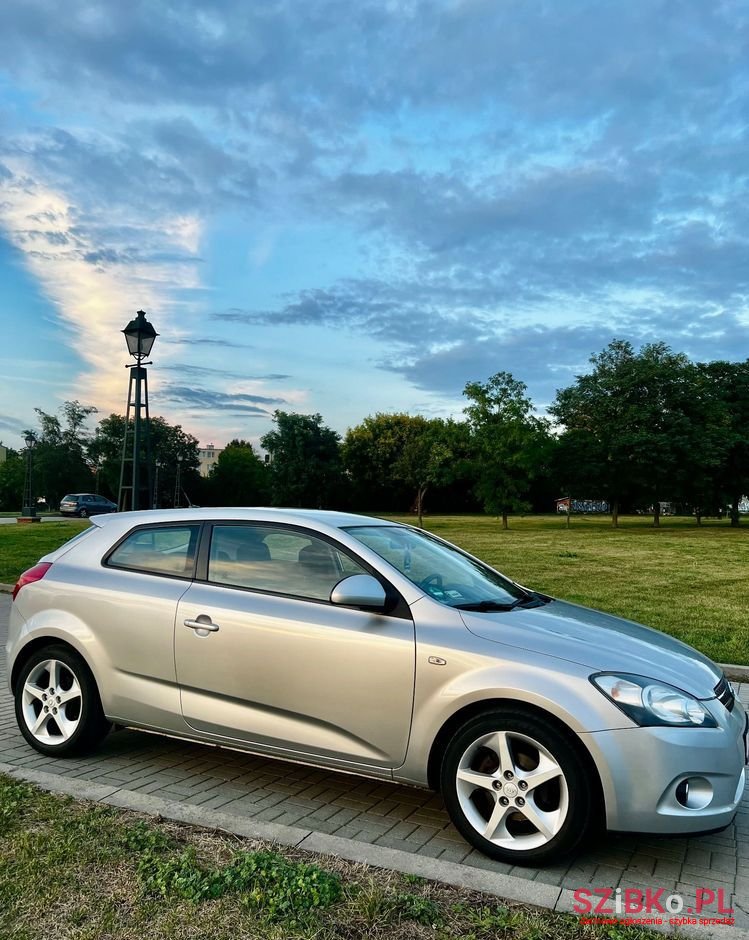 2007' Kia Ceed 1.6 Optimum photo #1