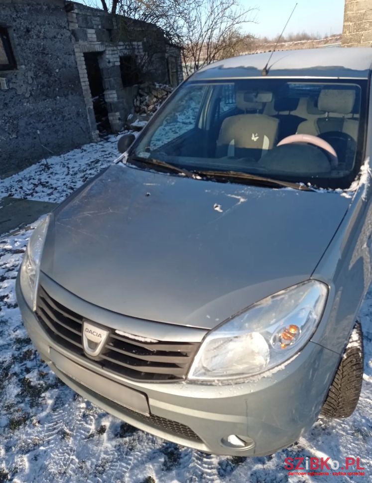 2009' Dacia Sandero 1.2 16V Ambiance photo #1