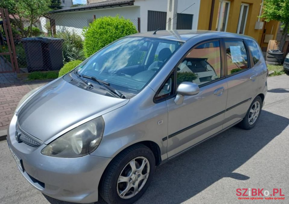 2007' Honda Jazz photo #3