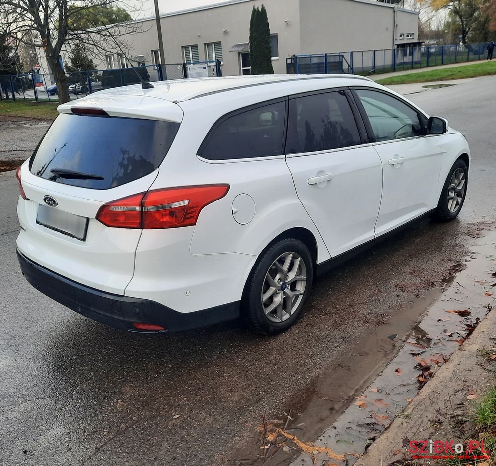 2016' Ford Focus photo #4