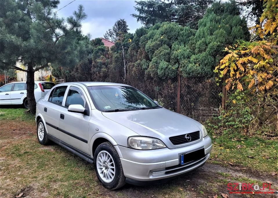 2003' Opel Astra photo #2