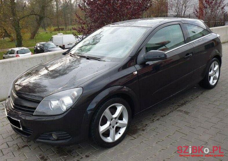 2007' Opel Astra photo #1