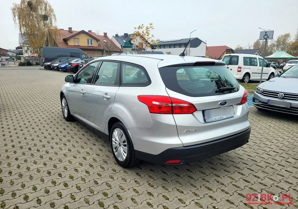 2018' Ford Focus 1.6 Trend photo #5