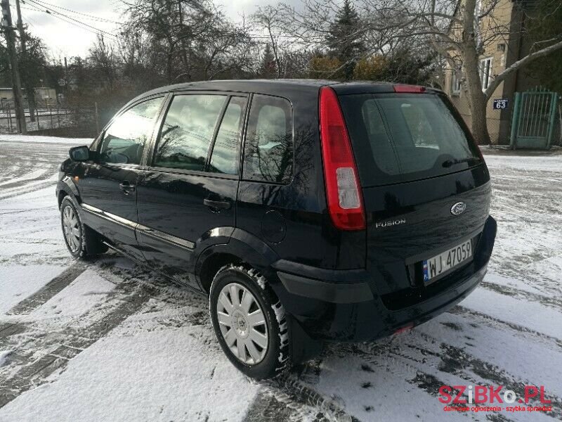 2006' Ford Fusion photo #4