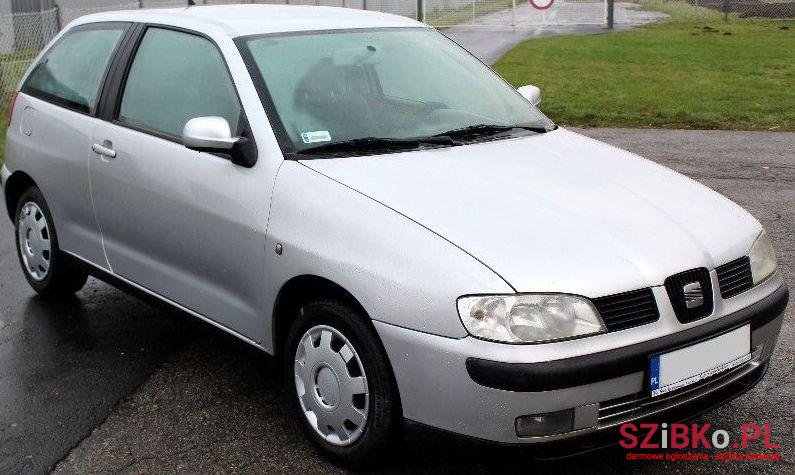 1999' SEAT Ibiza photo #1