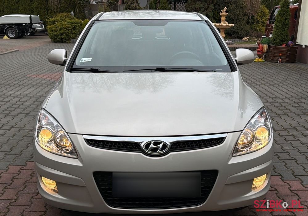 2009' Hyundai i30 photo #6