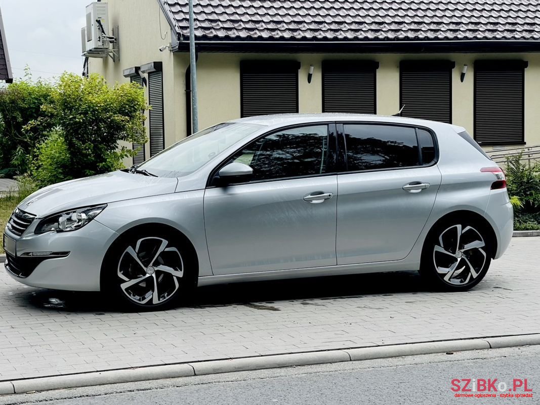 2014' Peugeot 308 photo #2