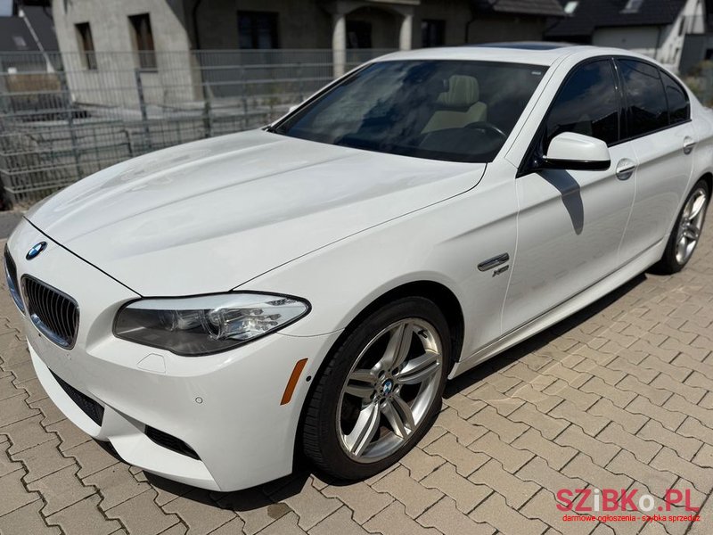 2012' BMW 5 Series 535I Xdrive photo #1