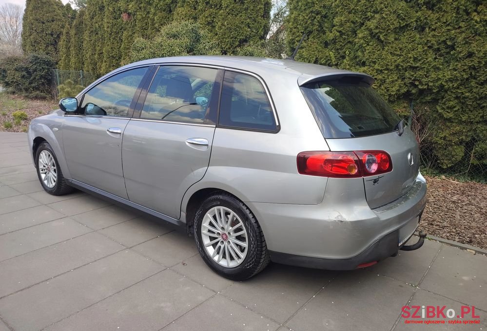 2008' Fiat Croma 1.9 Jtd Dynamic photo #2