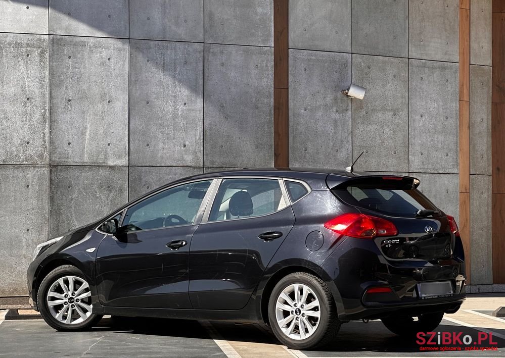 2013' Kia Ceed photo #4