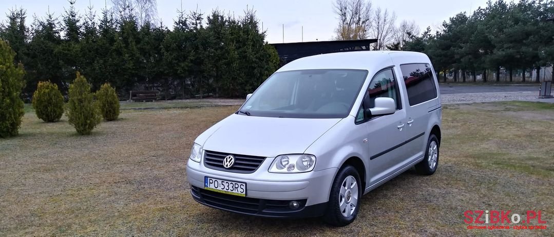 2010' Volkswagen Caddy photo #5