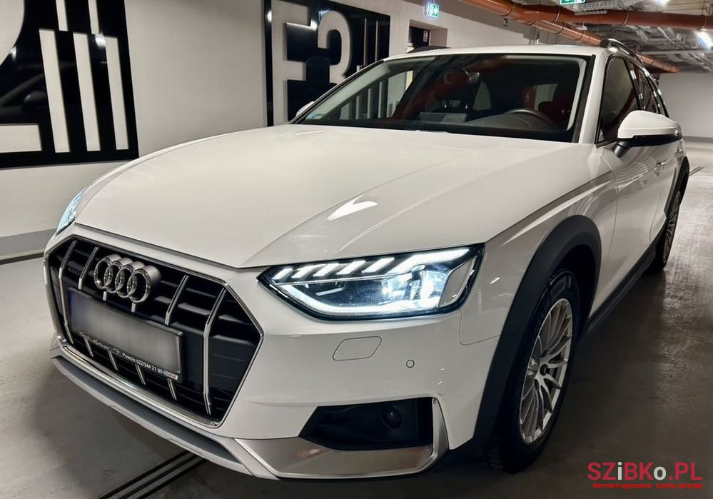 2020' Audi A4 Allroad photo #1
