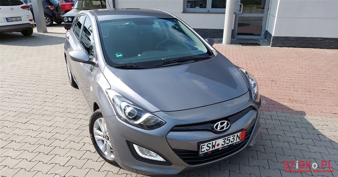 2013' Hyundai i30 photo #5