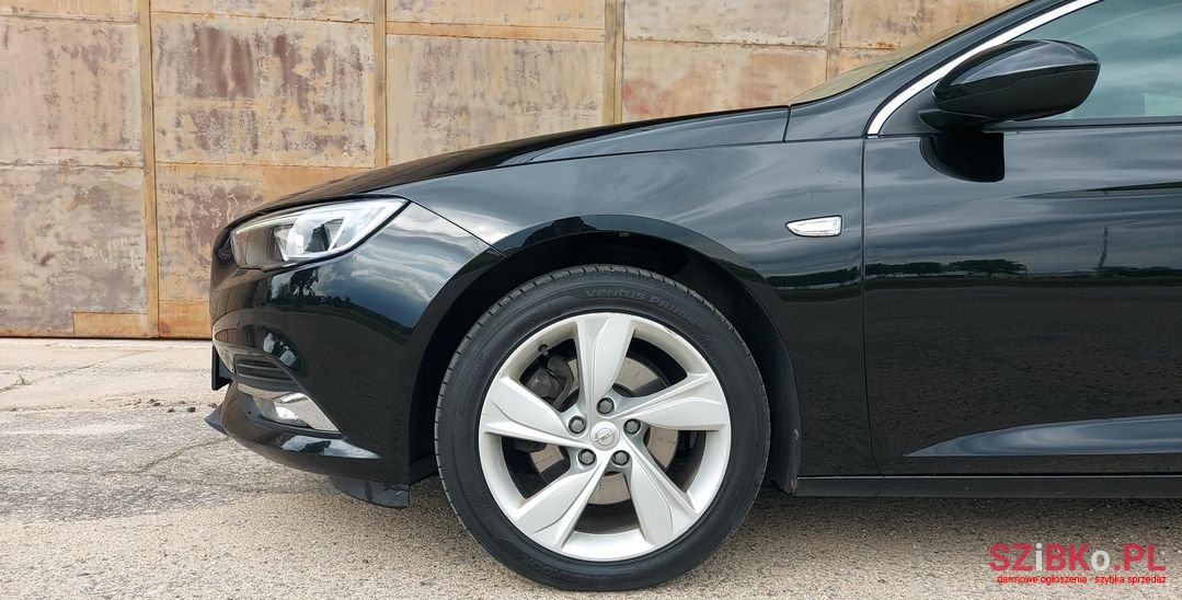 2018' Opel Insignia photo #4