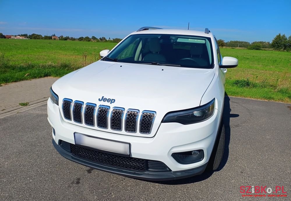 2019' Jeep Cherokee photo #3