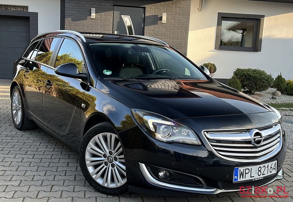 2013' Opel Insignia photo #2