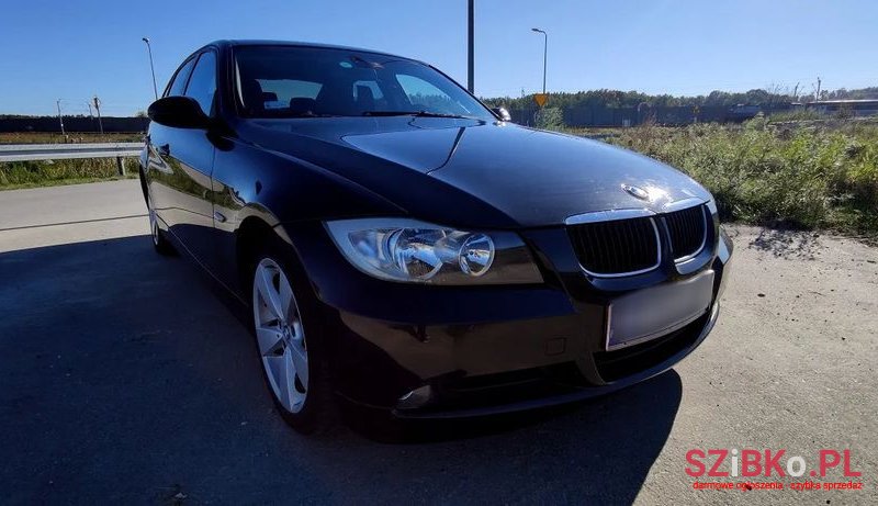 2007' BMW 3 Series 318I photo #3