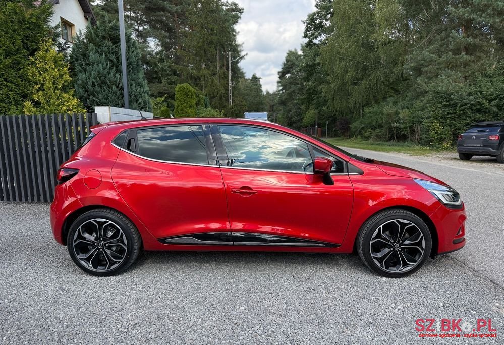 2019' Renault Clio photo #4
