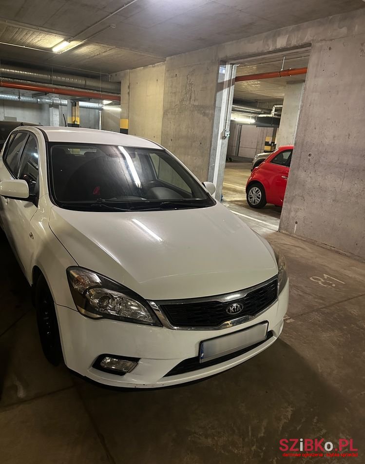 2010' Kia Ceed 1.4 Comfort photo #4