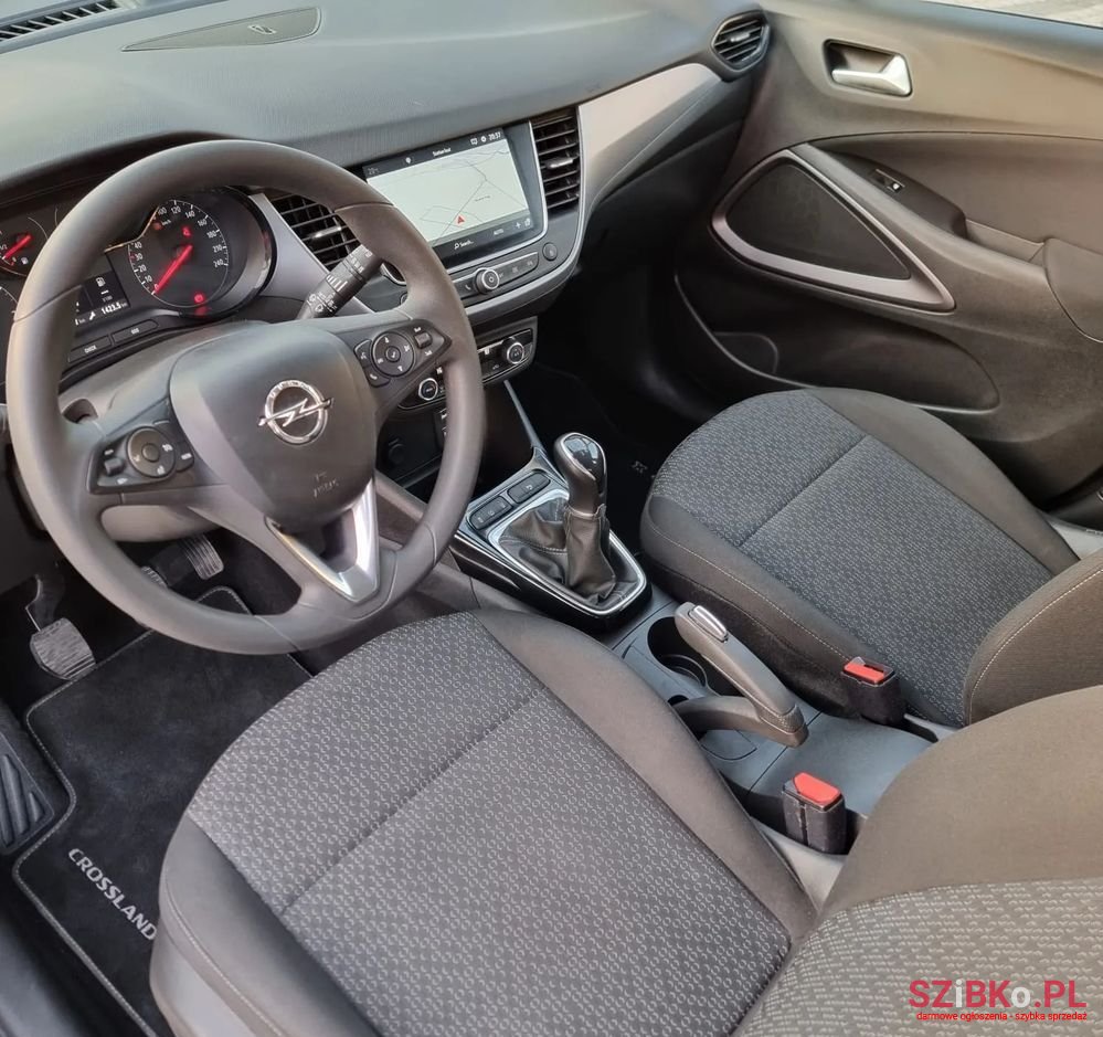 2019' Opel Crossland X 1.2 Limited Edition photo #5