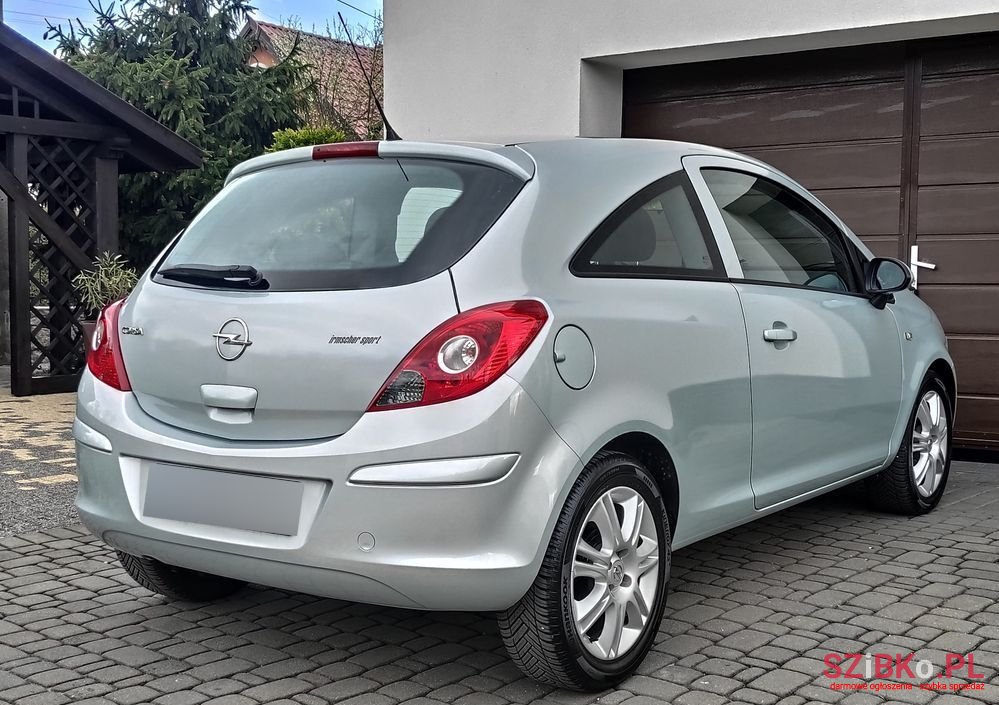 2010' Opel Corsa 1.2 16V Enjoy photo #5