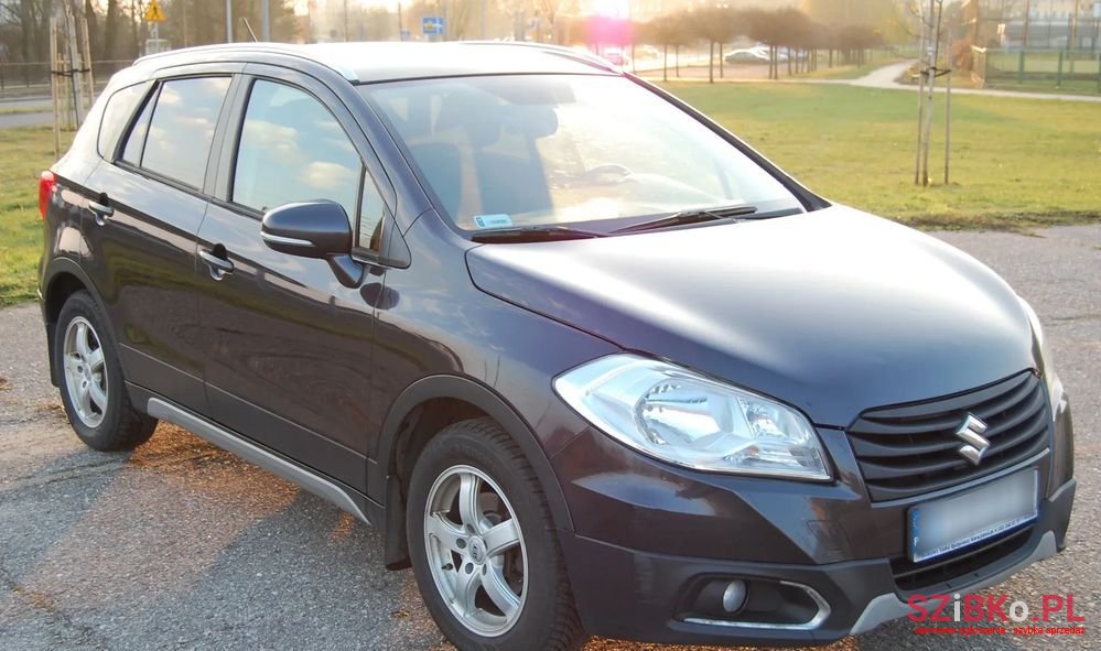 2013' Suzuki SX4 S-Cross 1.6 Premium photo #1