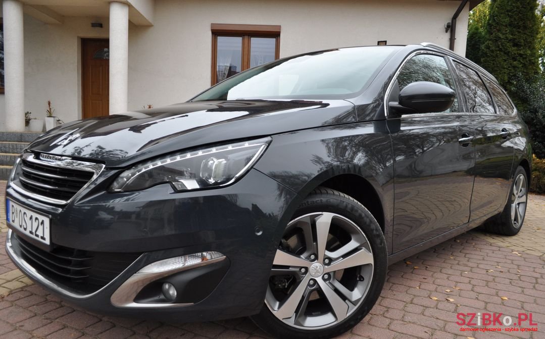 2015' Peugeot 308 photo #1