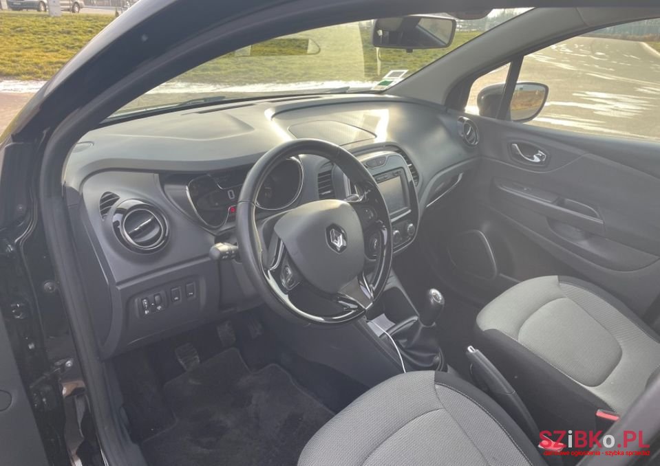 2015' Renault Captur photo #5