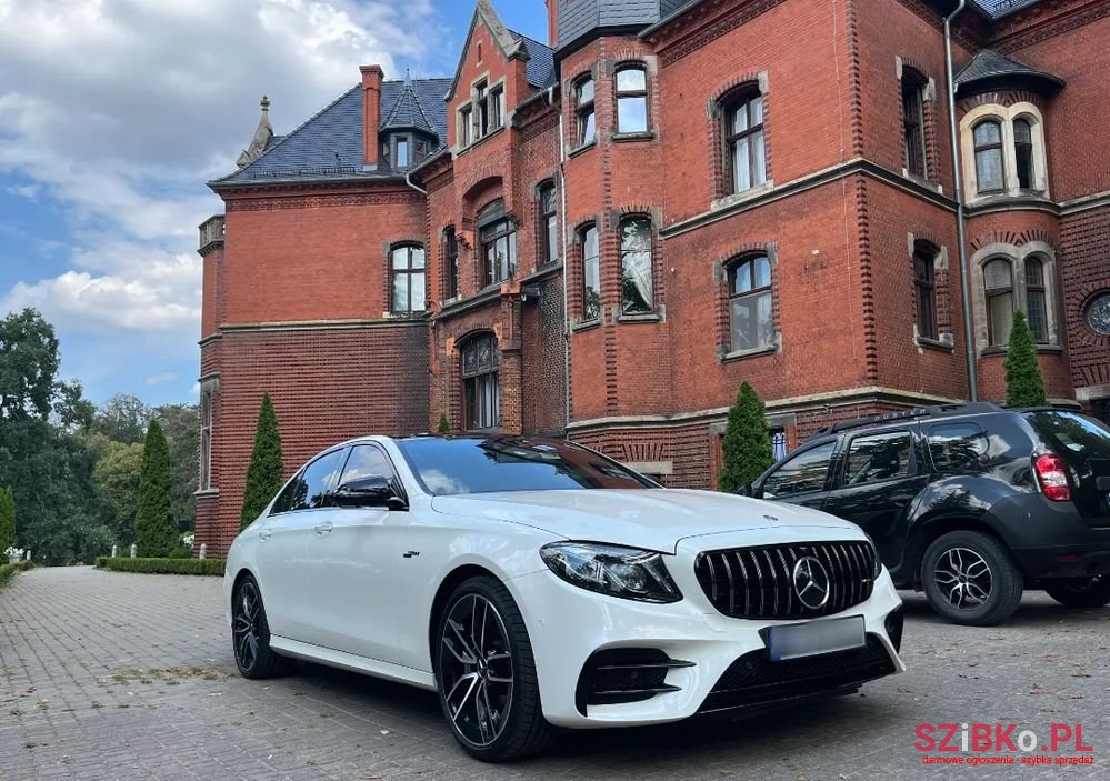 2020' Mercedes-Benz E-Class photo #3