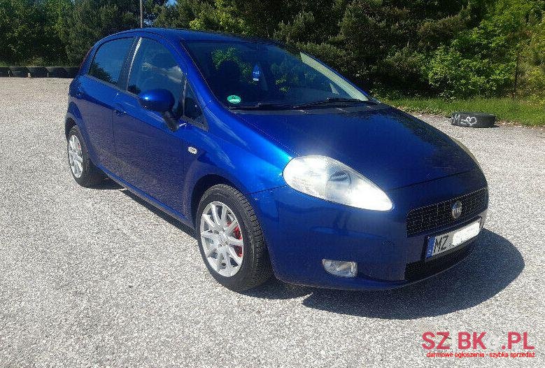 2005' Fiat Punto photo #1