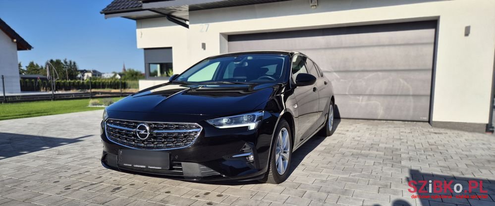 2021' Opel Insignia photo #3