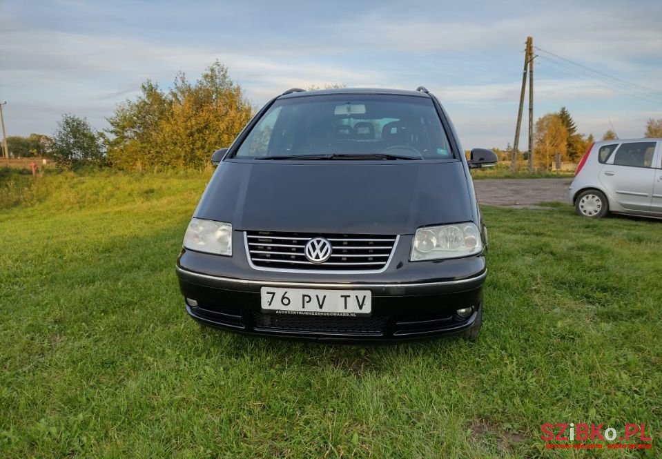 2005' Volkswagen Sharan photo #1