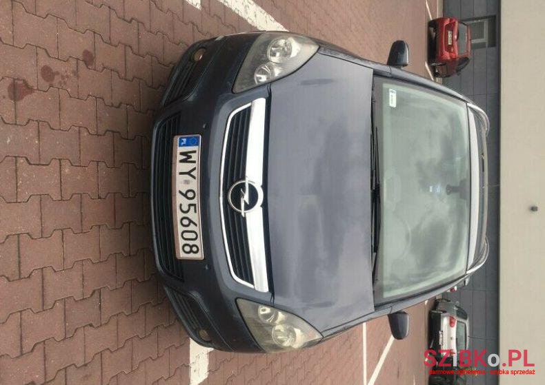 2006' Opel Zafira photo #1