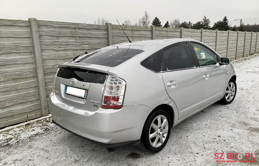 2006' Toyota Prius photo #4