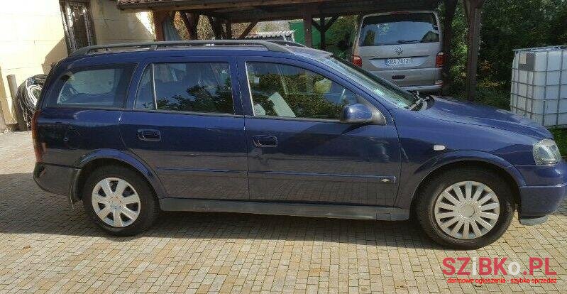 2003' Opel Astra photo #1
