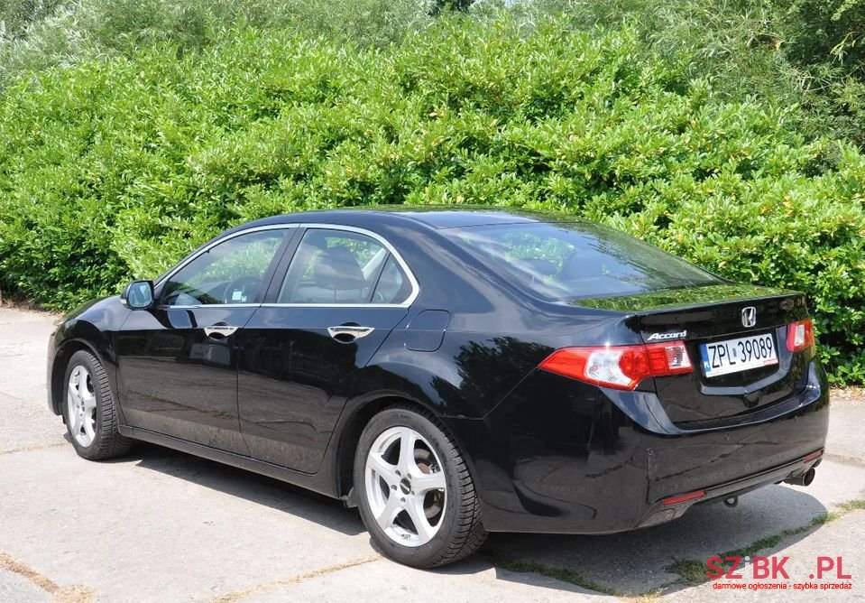 2010' Honda Accord photo #5