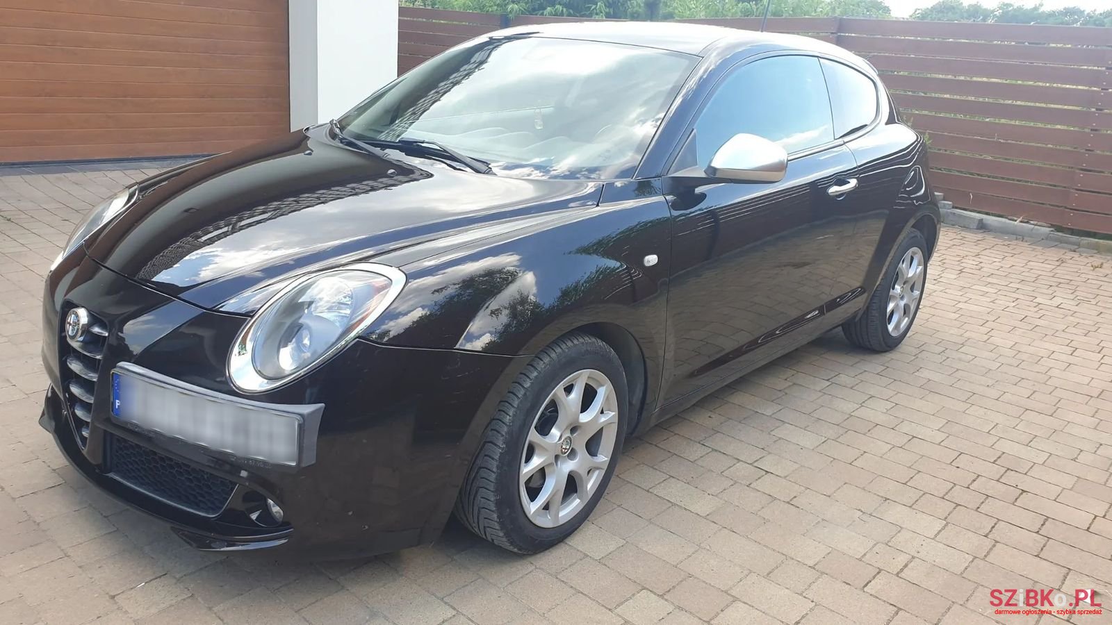 2014' Alfa Romeo MiTo photo #1